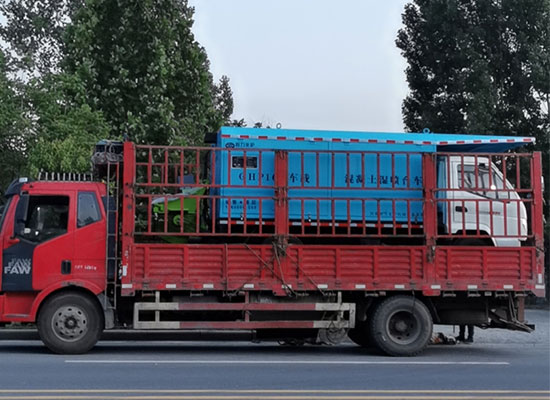 雄安車(chē)載混凝土濕噴臺(tái)車(chē)、空壓機(jī)發(fā)貨現(xiàn)場(chǎng)